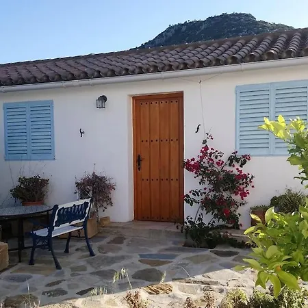 Andalusian Country Cottage. Dom wakacyjny Casares